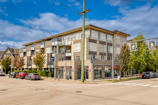 8 West in New Westminster, BC - Building Photo - Building Photo