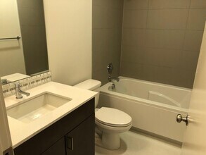 14311 Stone Ave N in Seattle, WA - Building Photo - Building Photo