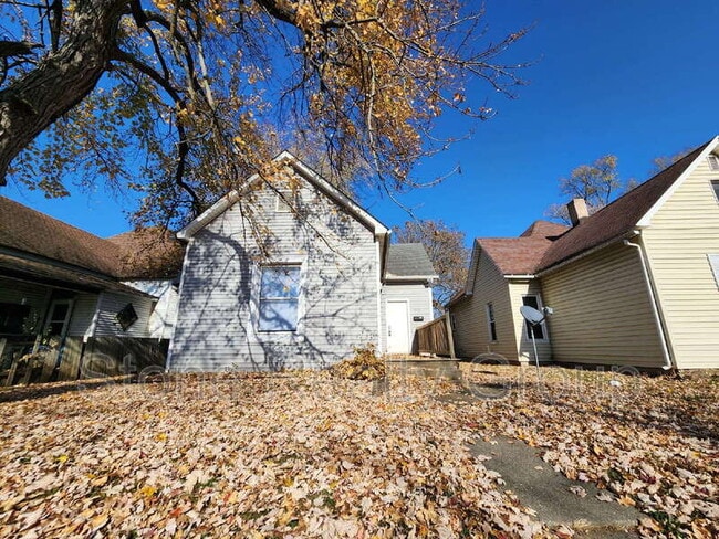 property at 1418 5th Ave