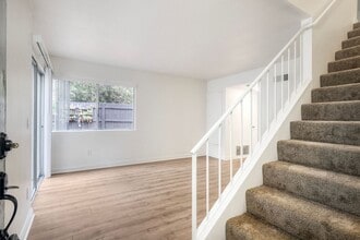 2659 Via Del Prado in Oceanside, CA - Building Photo - Building Photo