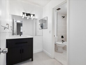 15520 SW 80th St in Miami, FL - Building Photo - Building Photo