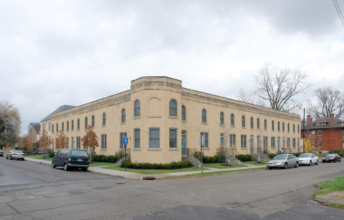 52-60 Linwood Ave in Columbus, OH - Building Photo