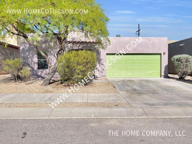 property at 7041 S Avenida Del Recuerdo
