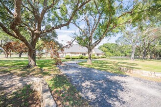 26910 Willow Ln in Katy, TX - Foto de edificio - Building Photo