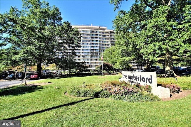 3333 University Blvd W, Unit 1005 in Kensington, MD - Building Photo - Building Photo