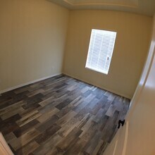 419 Teague Ave in Edinburg, TX - Building Photo - Building Photo
