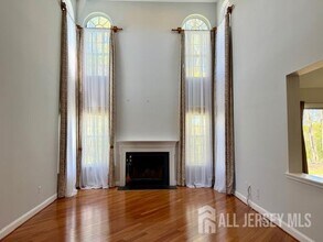 22 Arbutus Way in Monmouth Junction, NJ - Building Photo - Building Photo