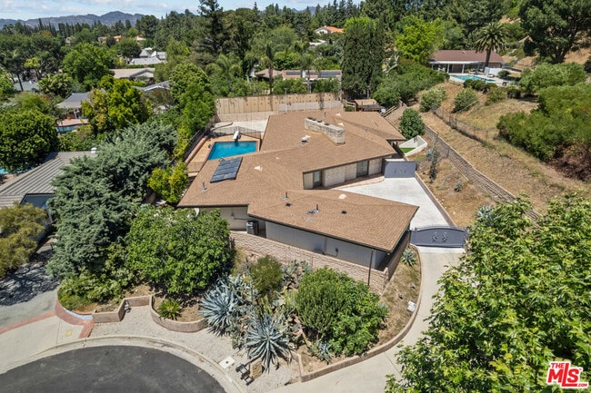 property at 10421 Beckford Ave