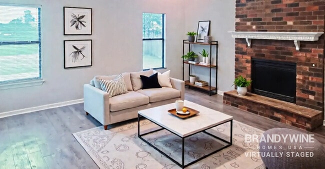 4031 Friendly Way in Memphis, TN - Building Photo - Building Photo