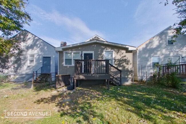 property at 2114 Greenwood Ave