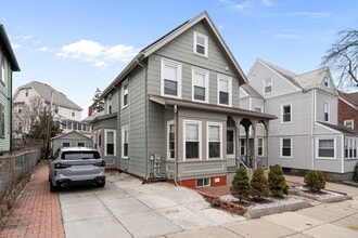 12 Pomeroy St in Boston, MA - Building Photo - Building Photo