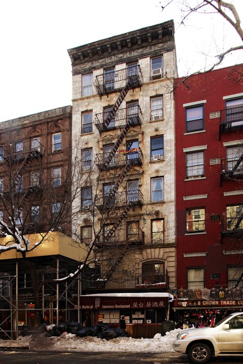 30 Saint Marks Pl in New York, NY - Building Photo
