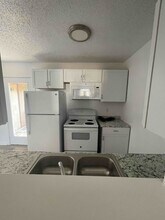 207 E 22nd St-Unit -2D in Cameron, TX - Building Photo - Building Photo