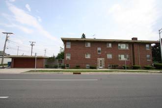 Virginia Apartments in Hammond, IN - Building Photo - Building Photo