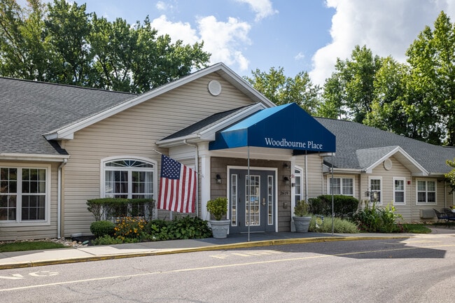 Woodbourne Place Apartments in Levittown, PA - Building Photo - Building Photo