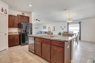 12618 Sandpine Reserve Pl in Gibsonton, FL - Building Photo - Building Photo