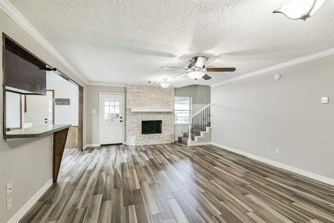 property at 28902 Twisted Oak Dr