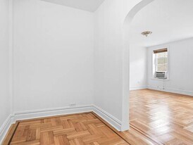 811 Walton Ave in Bronx, NY - Building Photo