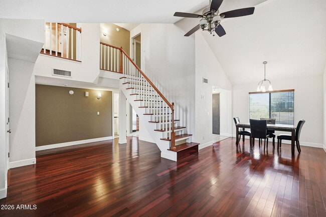 1736 N Sierra Vista Dr in Tempe, AZ - Building Photo - Building Photo