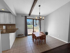 25715 Wildrose Ln in Shorewood, MN - Building Photo - Building Photo