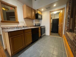 313 Park Central E in Springfield, MO - Building Photo - Building Photo