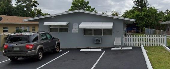 15990 NE 19th Ct-Unit -2 in North Miami Beach, FL - Building Photo