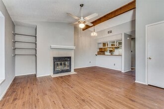 5303 Indio Cove, Unit D in Austin, TX - Building Photo - Building Photo