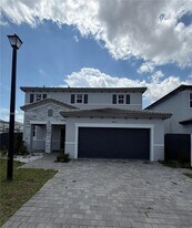 14804 SW 162nd St in Quail Heights, FL - Building Photo