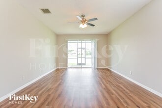 10020 Savannah Bluff Ln in Orlando, FL - Building Photo - Building Photo