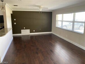 724 Sesame Ct in Cape Coral, FL - Building Photo - Building Photo