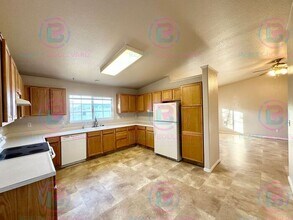 17863 Bear River Ct in Reno, NV - Building Photo - Building Photo