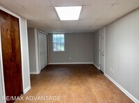 977 Leeward Ln photo'