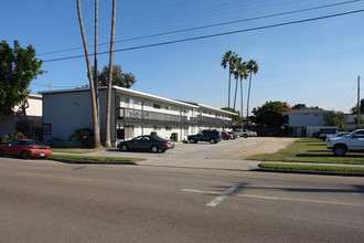 Carlsbad Village Apartments in Carlsbad, CA - Building Photo - Building Photo