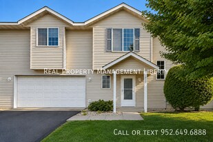 1833 Downing Ave in Shakopee, MN - Building Photo