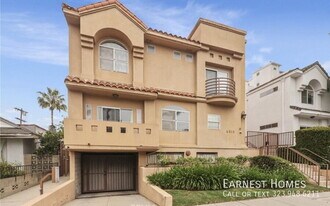 4310 Whitsett Ave in Los Angeles, CA - Building Photo