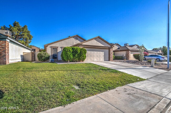 property at 815 E Calle Del Norte