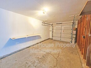 1381 Ogallala St in Pahrump, NV - Building Photo - Building Photo