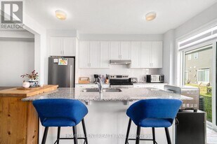 626 Allied Mews in Ottawa, ON - Building Photo