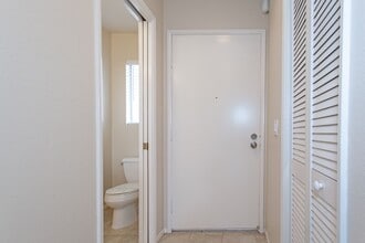 559 Beverly Pl in San Marcos, CA - Building Photo - Building Photo