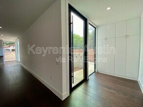 1905 Riverview St in Austin, TX - Building Photo - Building Photo