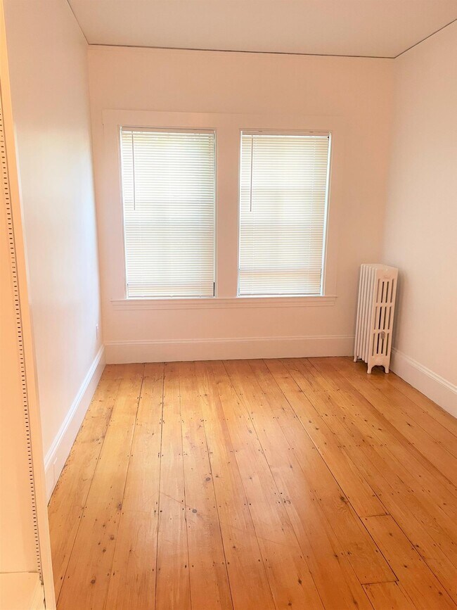 32 Healey St in Cambridge, MA - Building Photo - Building Photo