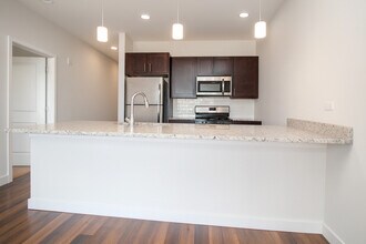 4447 N Kedzie Ave in Chicago, IL - Building Photo - Building Photo