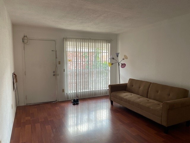 property at 9201 Clarewood Dr
