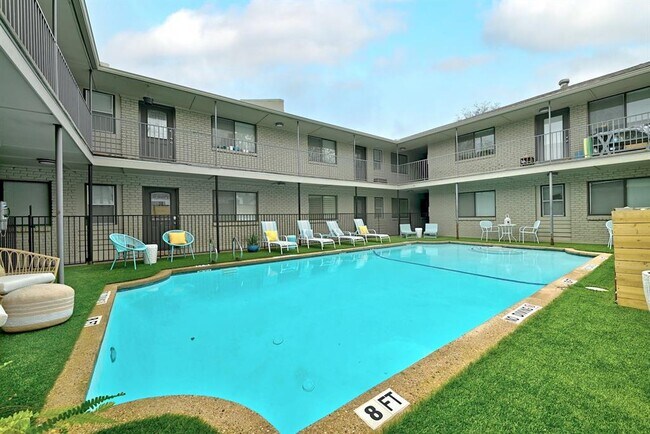 property at 1307 Norwalk Ln