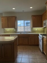 512 San Diego St in Santa Maria, CA - Building Photo - Building Photo