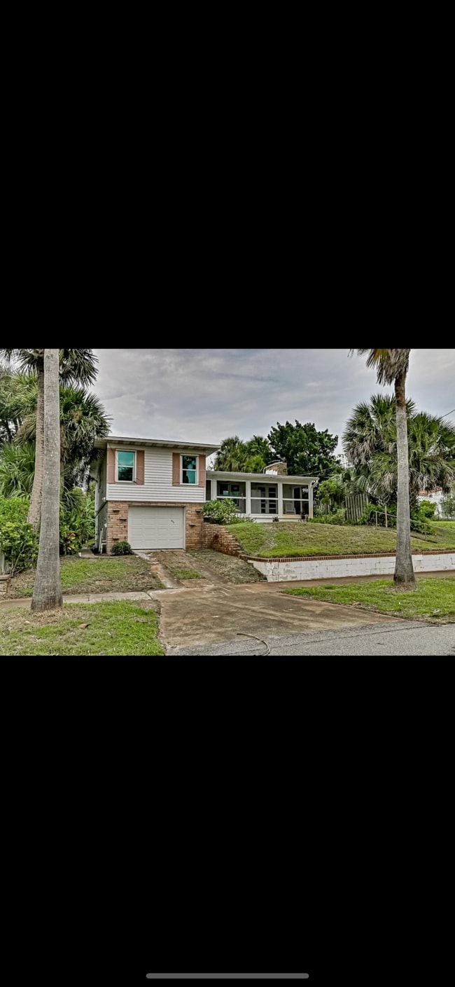 property at 511 Jessamine Blvd