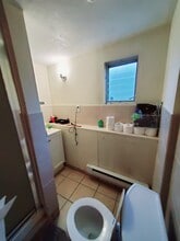 9 Algonquin Ave, Unit L in Stamford, CT - Foto de edificio - Building Photo