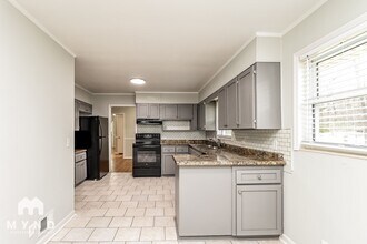 1214 Bunchie St in Hueytown, AL - Building Photo - Building Photo