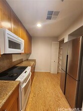 520 Lunalilo Home Rd in Honolulu, HI - Building Photo - Building Photo