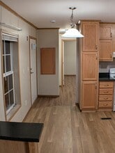 47 Dudley Plz in Woodford, VT - Foto de edificio - Building Photo